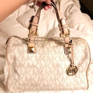 Michael Kors Grayson Large Vanilla